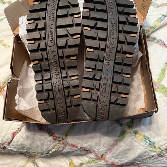 Skechers Tan Slip-On Shoes with Faux Fur Lining - Picture 6 of 8